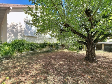 Maison à vendre 6 pièces de 91,2 m² à Maurecourt