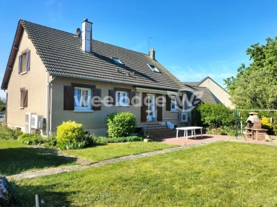 Maison à vendre 6 pièces de 142,2 m² à Bonneval