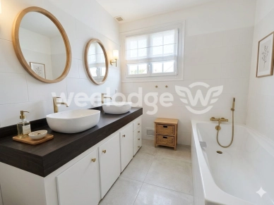 Maison à vendre 6 pièces de 142,2 m² à Bonneval