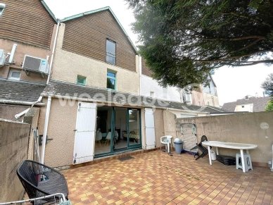 Maison à vendre 5 pièces de 98,2 m² à Jouy-le-Moutier