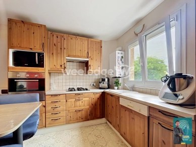 Maison à vendre 4 pièces de 80 m² à Jouy-le-Moutier