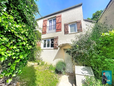 Maison à vendre 5 pièces de 84 m² à Jouy-le-Moutier