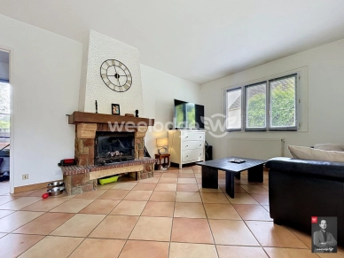Maison à vendre 5 pièces de 84 m² à Jouy-le-Moutier