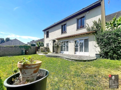 Maison à vendre 5 pièces de 96 m² à Jouy-le-Moutier