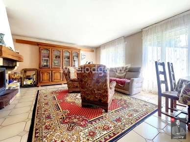 Maison à vendre 5 pièces de 96 m² à Jouy-le-Moutier