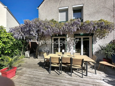 Maison à vendre 6 pièces de 114 m² à Jouy-le-Moutier