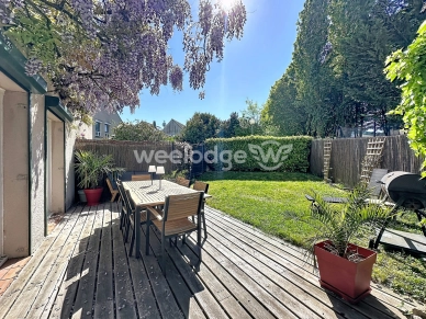 Maison à vendre 6 pièces de 114 m² à Jouy-le-Moutier