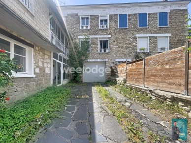 Maison à vendre 7 pièces de 168 m² à Vauréal