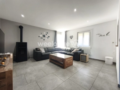 Maison à vendre 8 pièces de 160 m² à Neuf-Mesnil