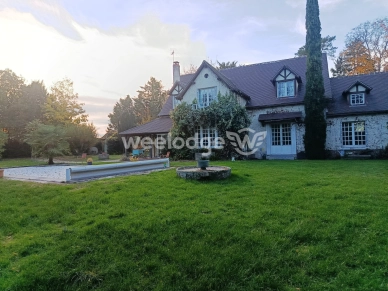 Maison à vendre 10 pièces de 239 m² à Montgivray