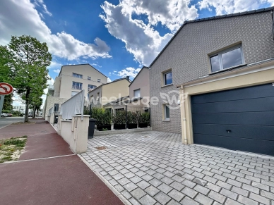 Maison à vendre 5 pièces de 90,37 m² à Éragny