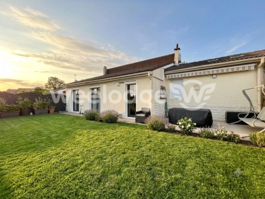 Maison à vendre 6 pièces de 114 m² à Mantes-la-Ville