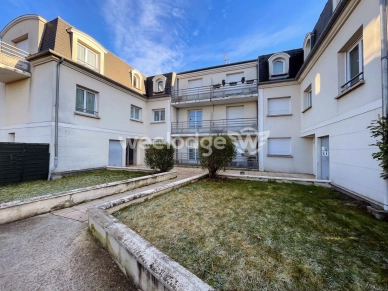 Appartement à vendre 2 pièces de 45 m² à Éragny