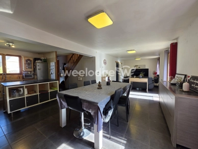 Maison à vendre 6 pièces de 122 m² à Bailleau-le-Pin