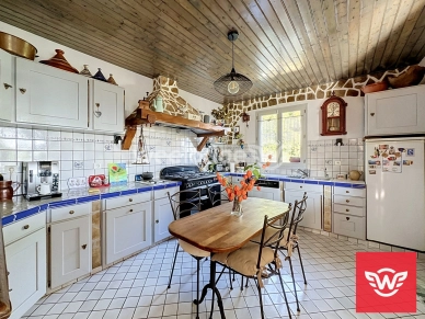 Maison à vendre 5 pièces de 139,68 m² à Jouy-le-Moutier