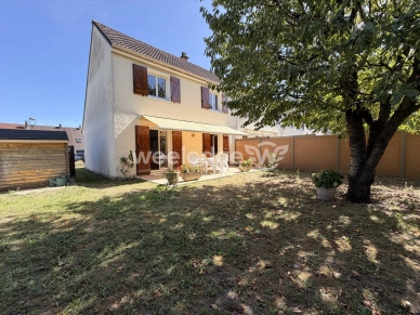 Maison à vendre 5 pièces de 89,8 m² à Achères