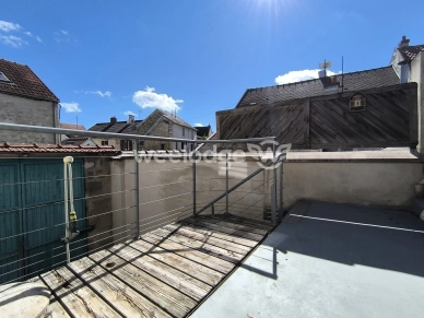 Maison à vendre 4 pièces de 93,1 m² à Neuville-sur-Oise