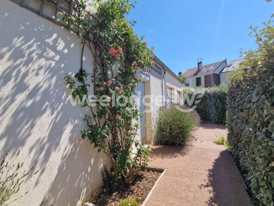 Maison à vendre 6 pièces de 125 m² à Élancourt
