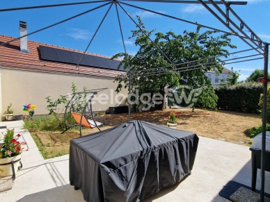 Maison à vendre 6 pièces de 125 m² à Élancourt