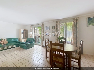 Maison à vendre 6 pièces de 123,77 m² à Jouy-le-Moutier