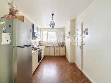 Maison à vendre 6 pièces de 123,77 m² à Jouy-le-Moutier