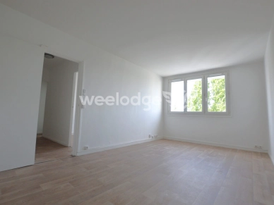Appartement à vendre 3 pièces de 45,16 m² à Saint-Germain-en-Laye