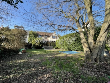 Maison à vendre 8 pièces de 140 m² à Conflans-Sainte-Honorine