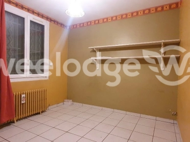 Maison à vendre 3 pièces de 51 m² à Le Pontet