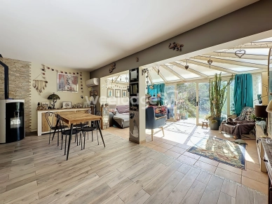 Maison à vendre 5 pièces de 101,69 m² à Jouy-le-Moutier