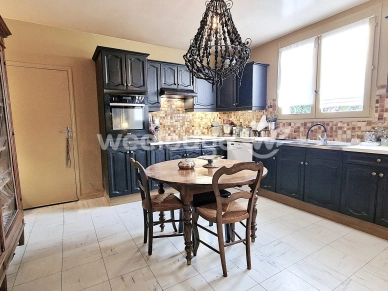 Maison vendu 5 pièces de 107 m² à Voisins-le-Bretonneux
