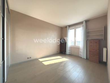 Appartement à vendre 3 pièces de 68,4 m² à Mantes-la-Jolie