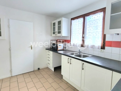 Maison à vendre 5 pièces de 93 m² à Plaisir