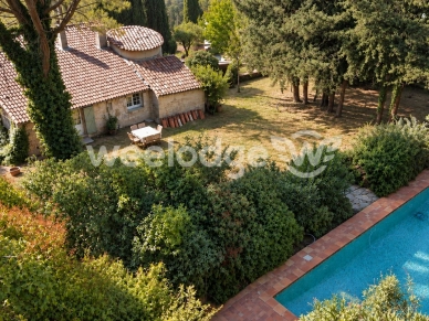 Maison à vendre 10 pièces de 213,75 m² à Fayence