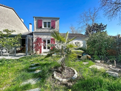 Maison à vendre 4 pièces de 103,37 m² à Éragny