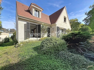 Maison à vendre 6 pièces de 170 m² à Saint-Ouen-l'Aumône