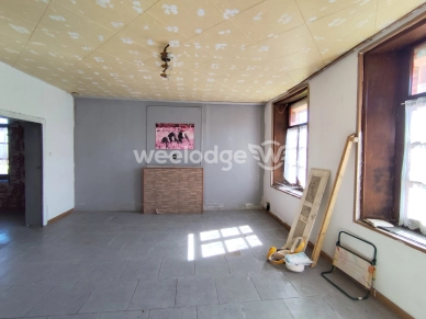 Maison vendu 6 pièces de 124 m² à Étrœungt