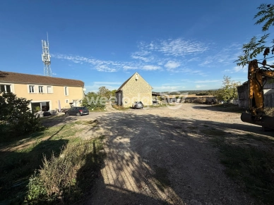 Maison à vendre 7 pièces de 212 m² à Chapet