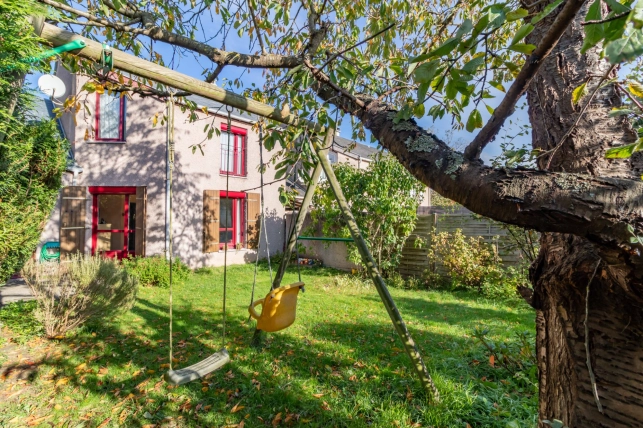 Maison à vendre 5 pièces de 93 m² à Jouy-le-Moutier