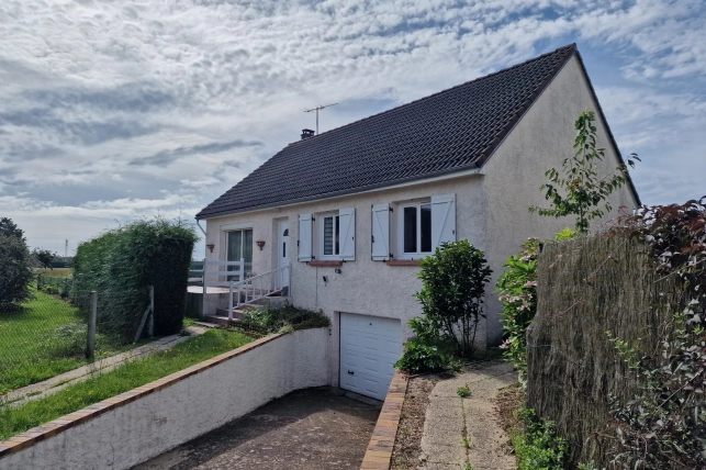 Maison à vendre 6 pièces de 111 m² à Saint-Georges-sur-Eure