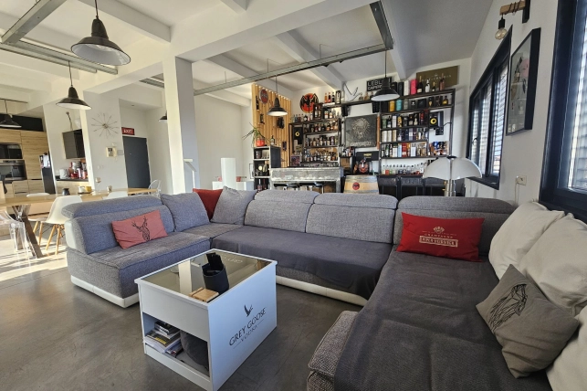 Appartement à vendre 8 pièces de 228 m² à Valenciennes
