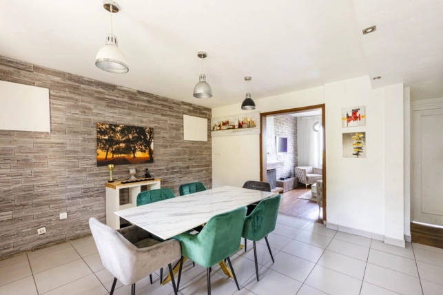 Maison à vendre 7 pièces de 111,32 m² à Montigny-lès-Cormeilles