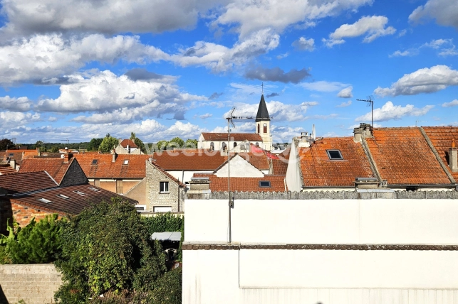 Appartement à vendre 2 pièces de 44 m² à Pierrelaye