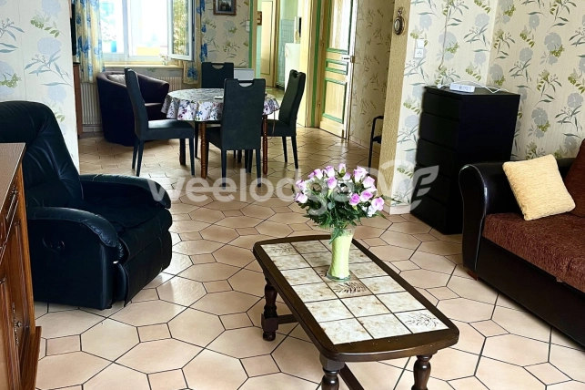 Maison à vendre 4 pièces de 89 m² à Allennes-les-Marais