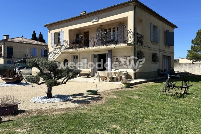 Maison à vendre 4 pièces de 127 m² à Noves