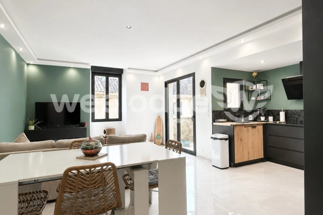 Maison à vendre 4 pièces de 92,27 m² à Roquemaure