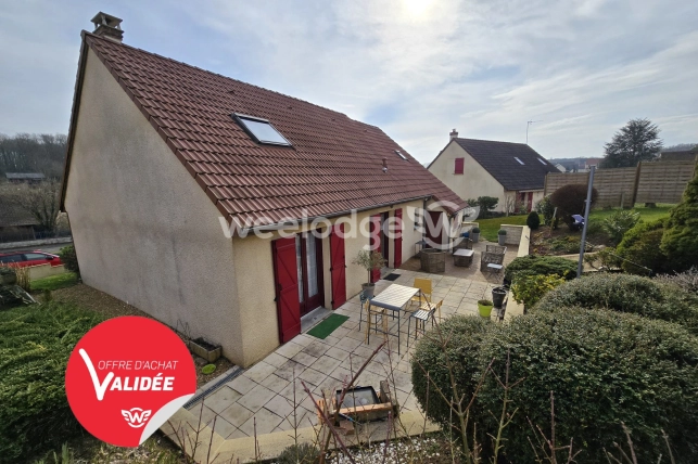 Maison vendu 6 pièces de 114 m² à Gasville-Oisème