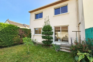 Maison à vendre 5 pièces de 82,22 m² à Conflans-Sainte-Honorine