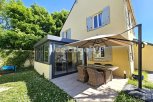 Maison à vendre 5 pièces de 117 m² à Conflans-Sainte-Honorine