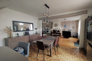 Maison à vendre 7 pièces de 127 m² à Gournay-en-Bray