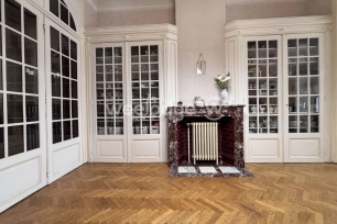 Maison à vendre 8 pièces de 286 m² à Feignies
